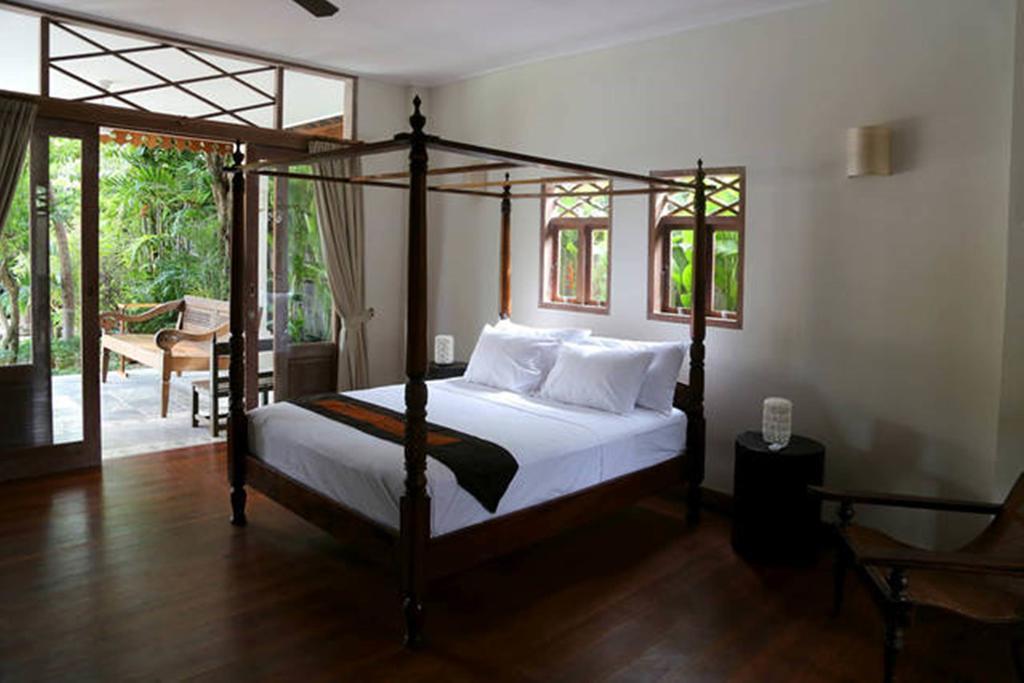Villa Varuna Legian Zimmer foto