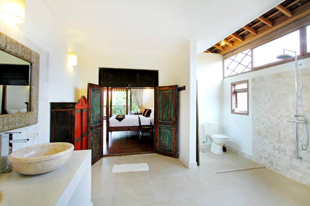 Villa Varuna Legian Zimmer foto